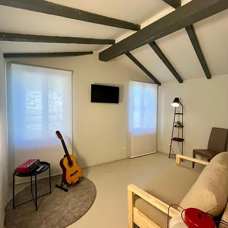 Apartamento Casa Abbati- Design Moderno In Un Borgo Medievale *